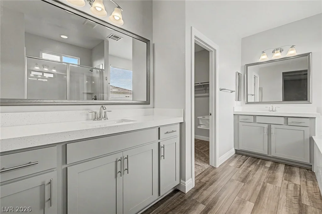 4618 Summer Azure, North Las Vegas, NV 89031