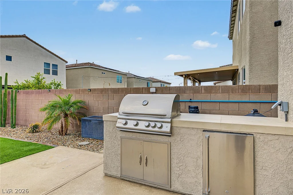 4618 Summer Azure, North Las Vegas, NV 89031
