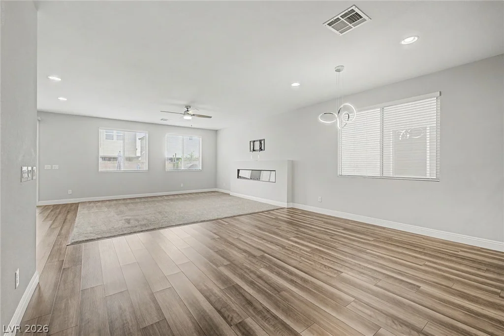 4618 Summer Azure, North Las Vegas, NV 89031