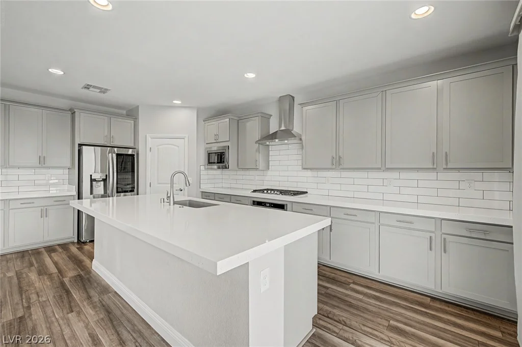 4618 Summer Azure, North Las Vegas, NV 89031