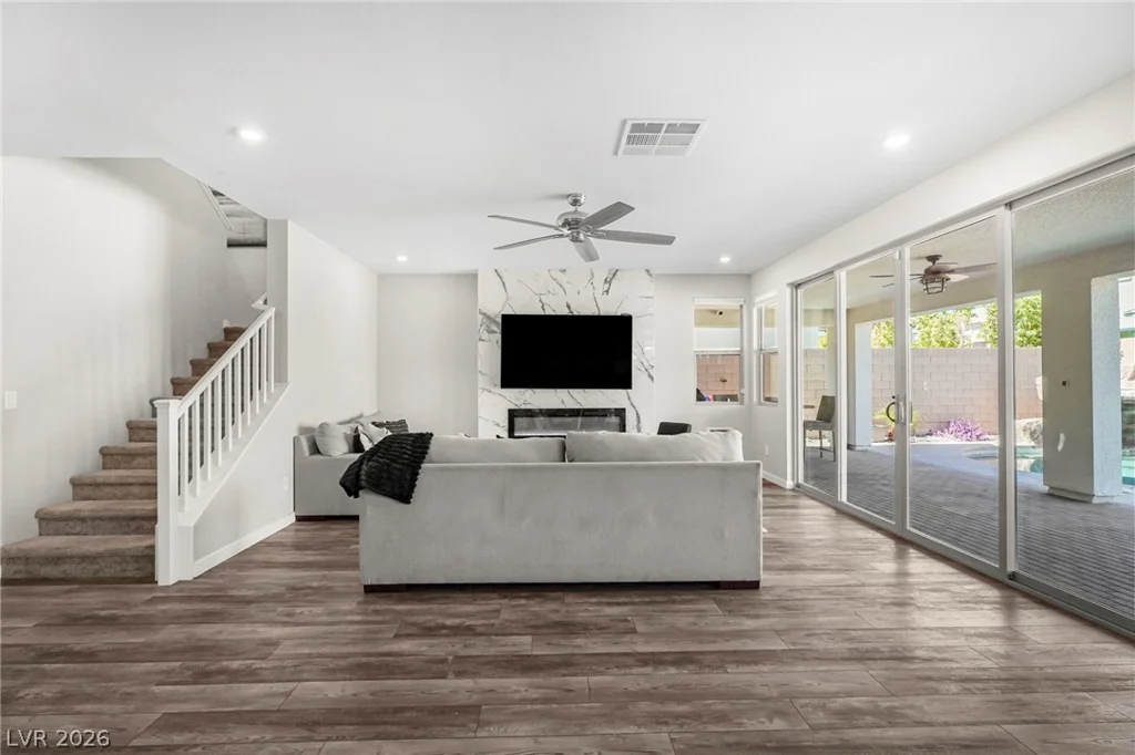 10310 Sierra Skye, Las Vegas, NV 89166