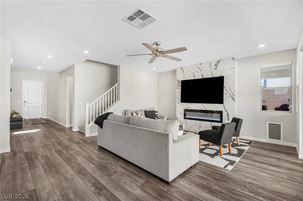 10310 Sierra Skye, Las Vegas, NV 89166