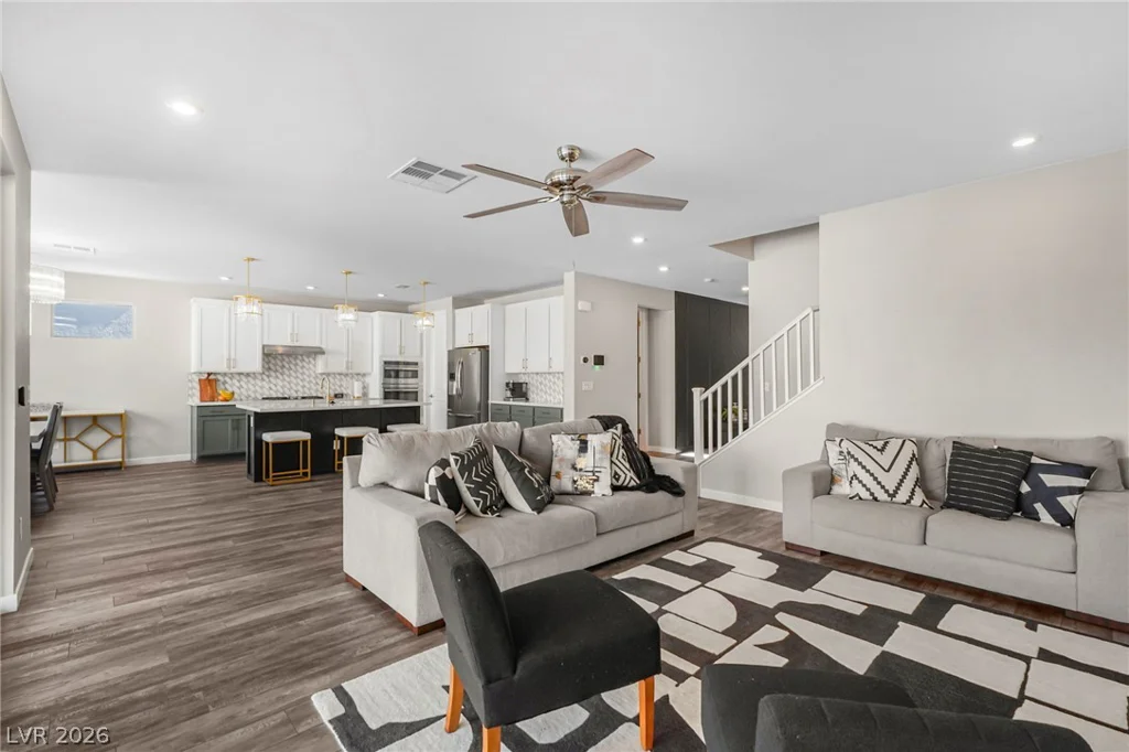 10310 Sierra Skye, Las Vegas, NV 89166