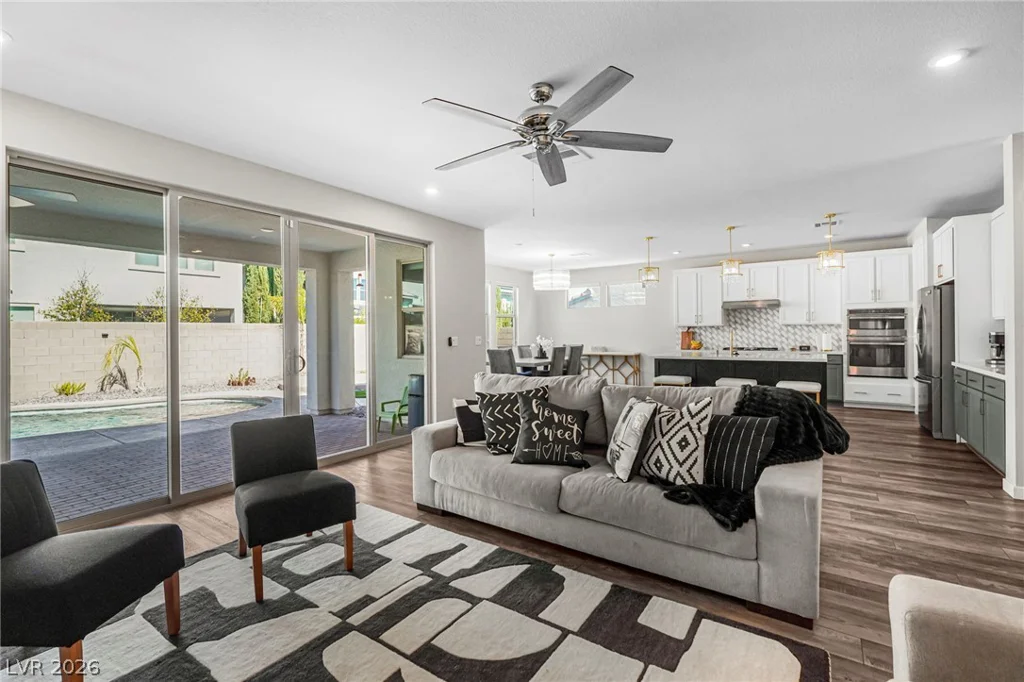 10310 Sierra Skye, Las Vegas, NV 89166