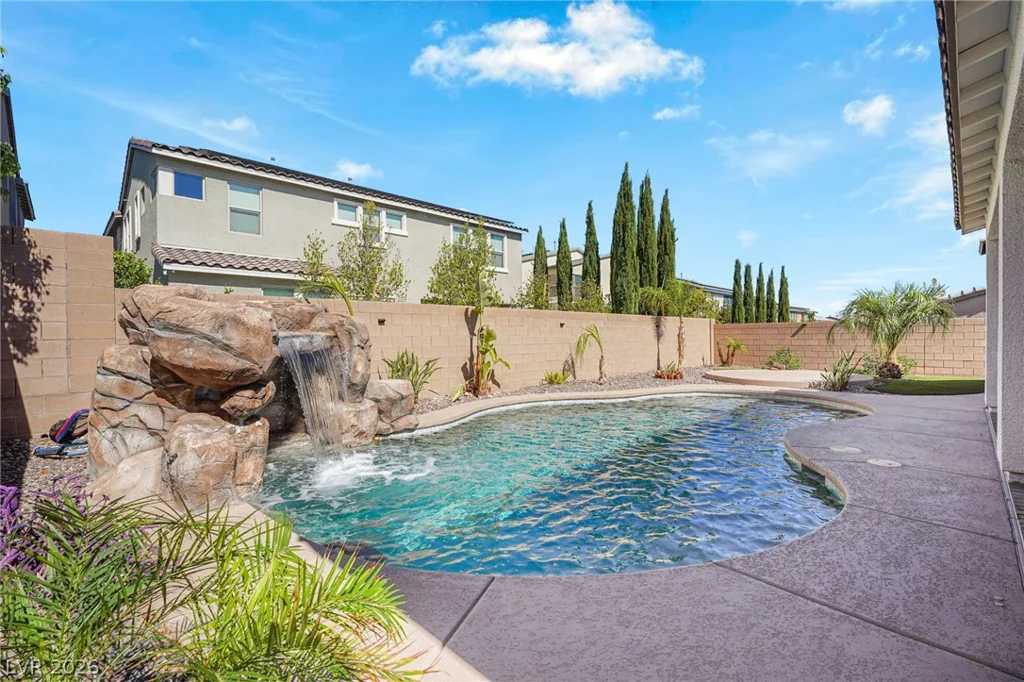 10310 Sierra Skye, Las Vegas, NV 89166