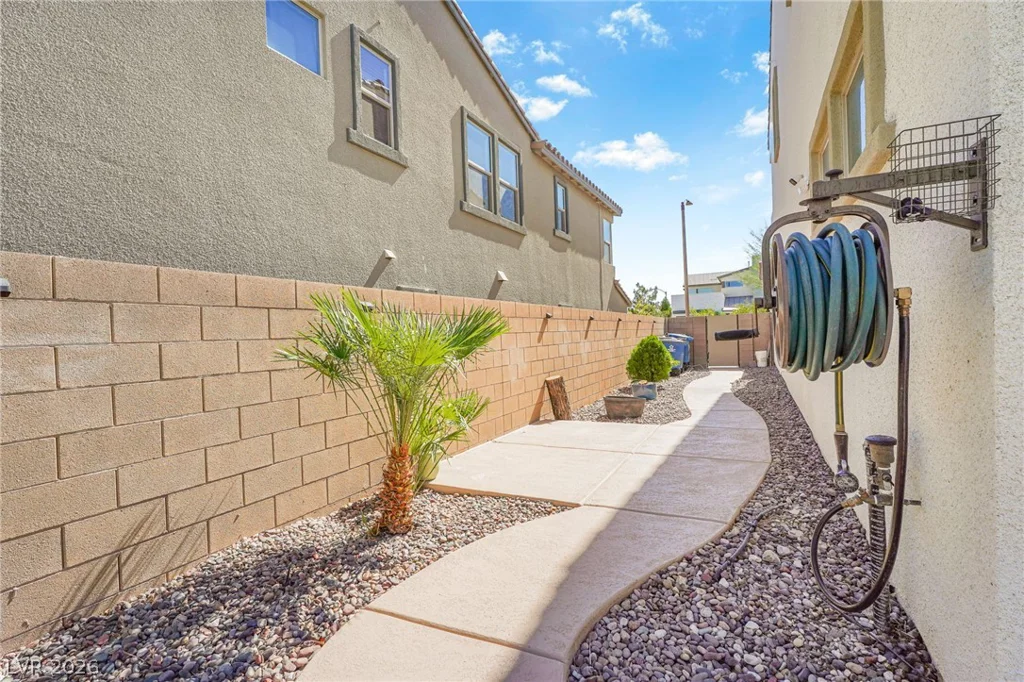 10310 Sierra Skye, Las Vegas, NV 89166