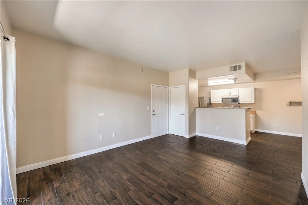 8250 Grand Canyon, Las Vegas, NV 89166
