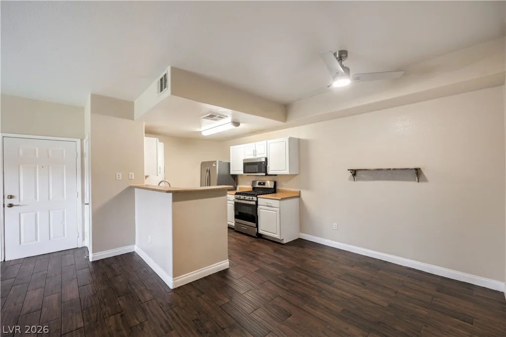 8250 Grand Canyon, Las Vegas, NV 89166