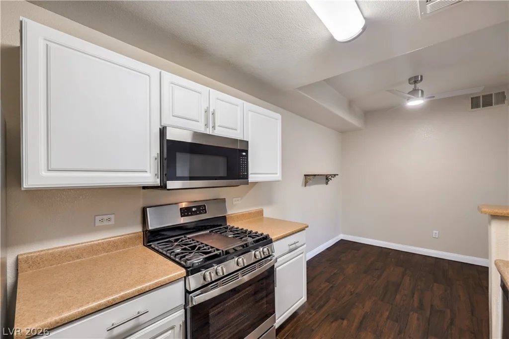 8250 Grand Canyon, Las Vegas, NV 89166