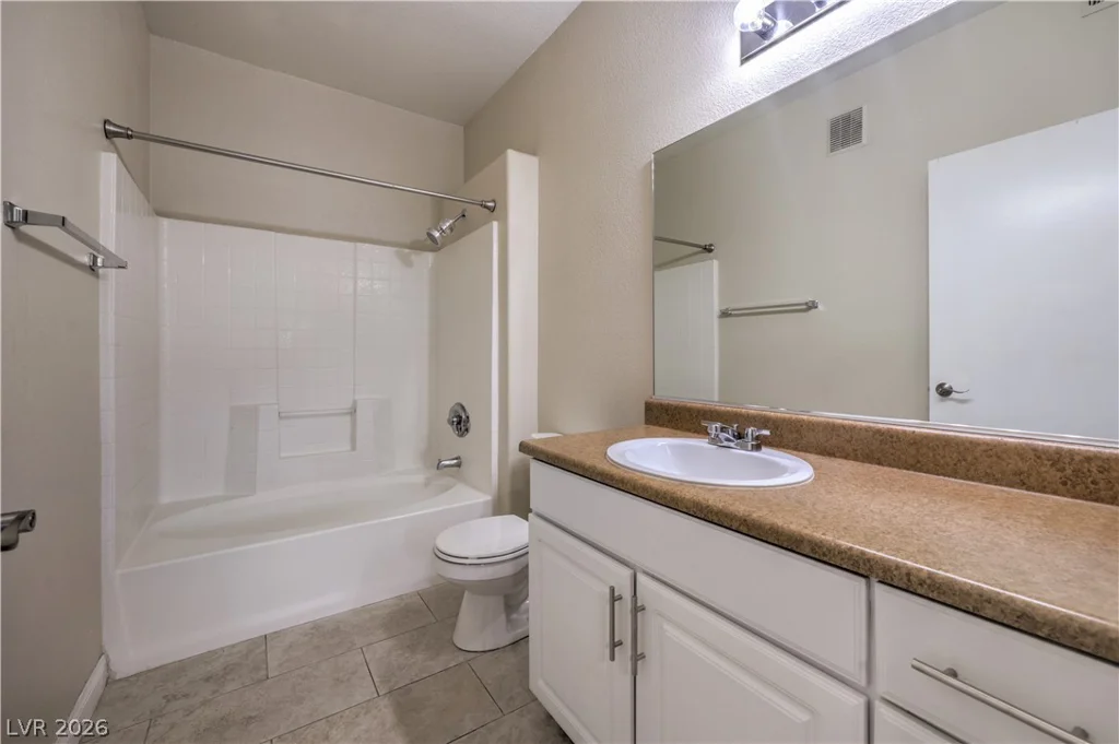 8250 Grand Canyon, Las Vegas, NV 89166