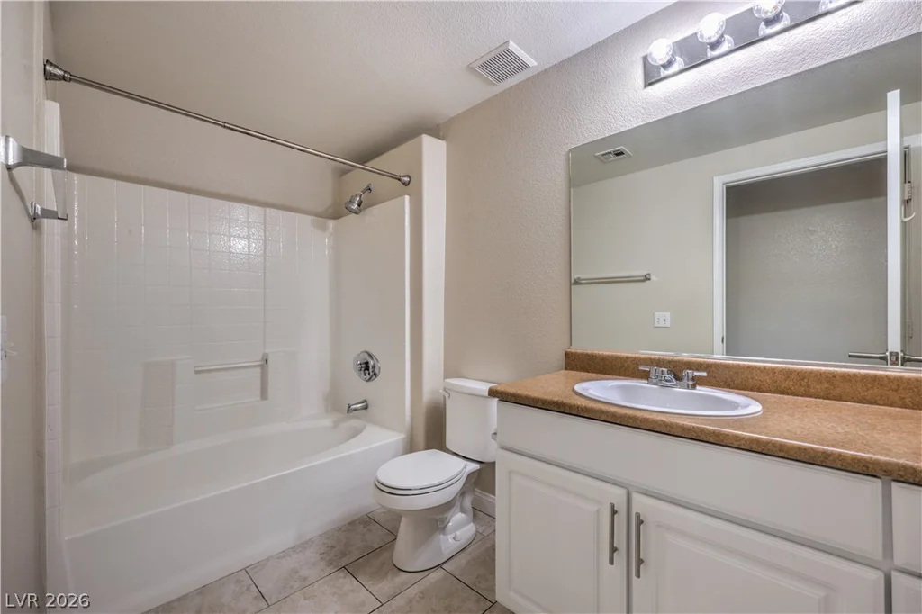 8250 Grand Canyon, Las Vegas, NV 89166