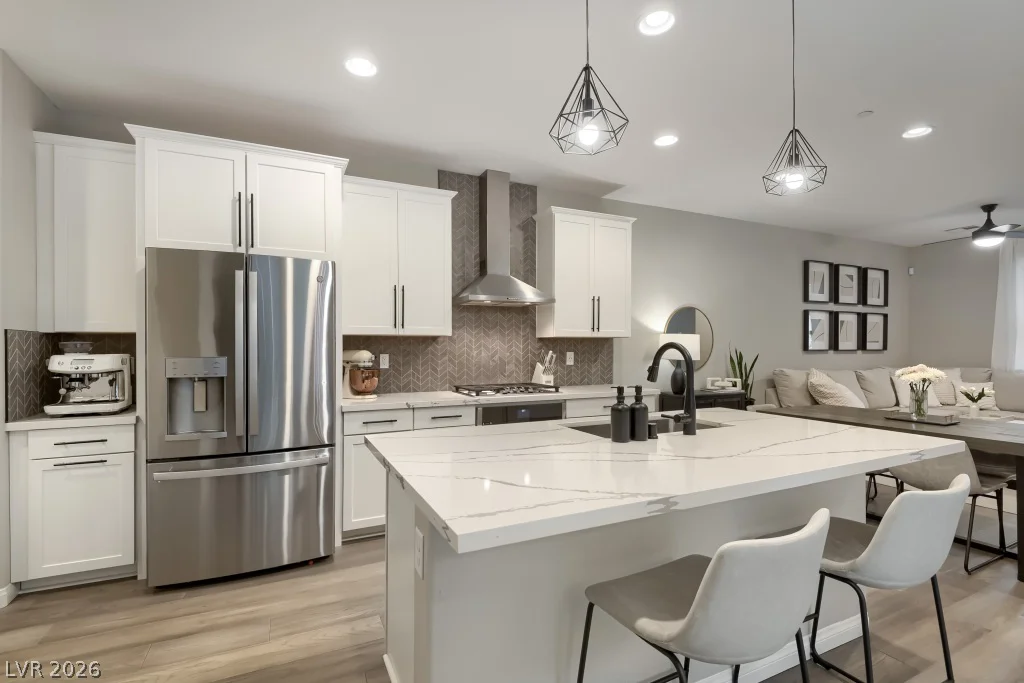 11689 Emerald Lake, Las Vegas, NV 89138