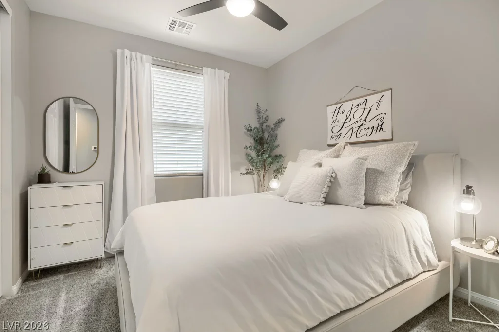 11689 Emerald Lake, Las Vegas, NV 89138