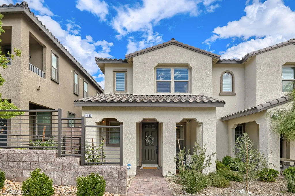 11689 Emerald Lake, Las Vegas, NV 89138
