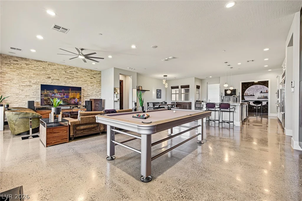 7942 Torino, Las Vegas, NV 89113