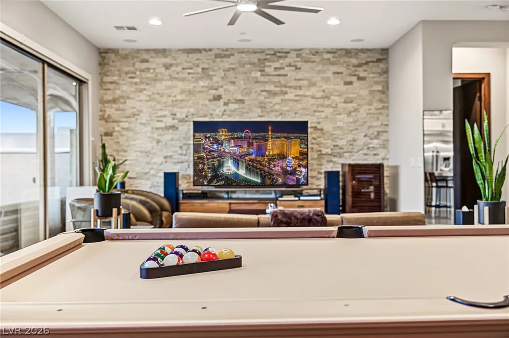 7942 Torino, Las Vegas, NV 89113