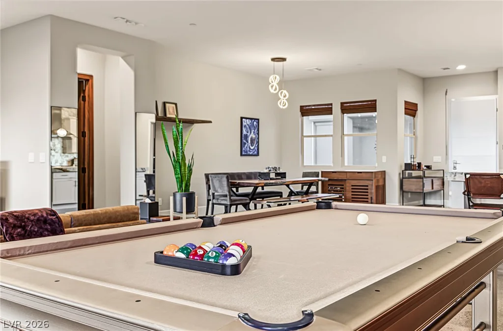 7942 Torino, Las Vegas, NV 89113