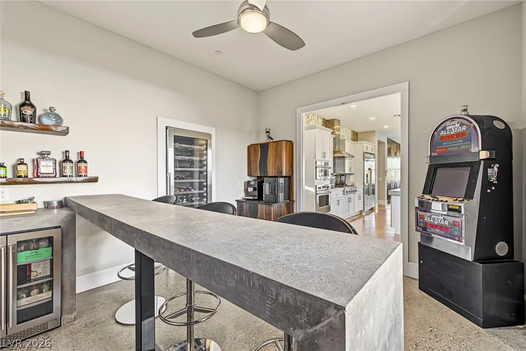 7942 Torino, Las Vegas, NV 89113