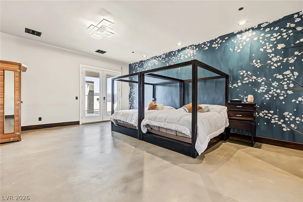 7942 Torino, Las Vegas, NV 89113