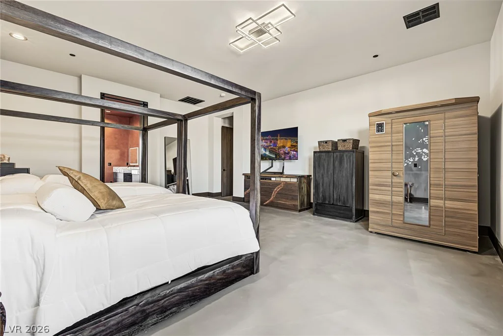 7942 Torino, Las Vegas, NV 89113
