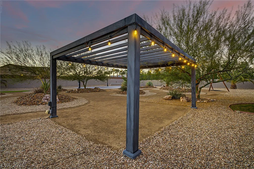 7942 Torino, Las Vegas, NV 89113