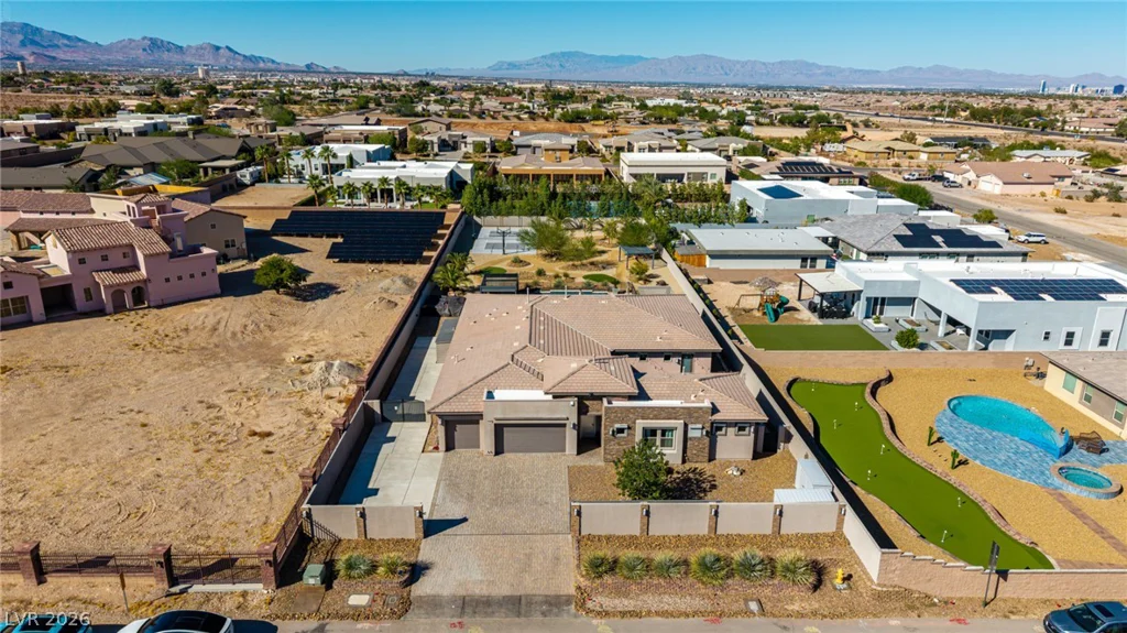 7942 Torino, Las Vegas, NV 89113