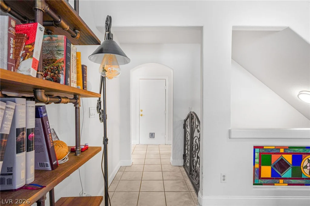 8821 Fall Green, Las Vegas, NV 89129