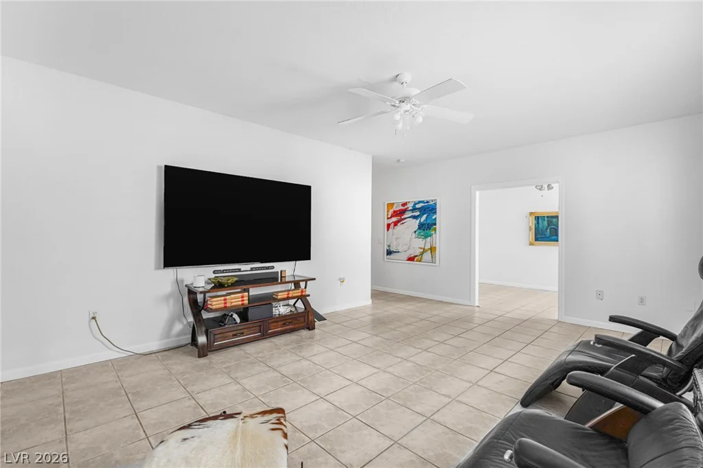8821 Fall Green, Las Vegas, NV 89129