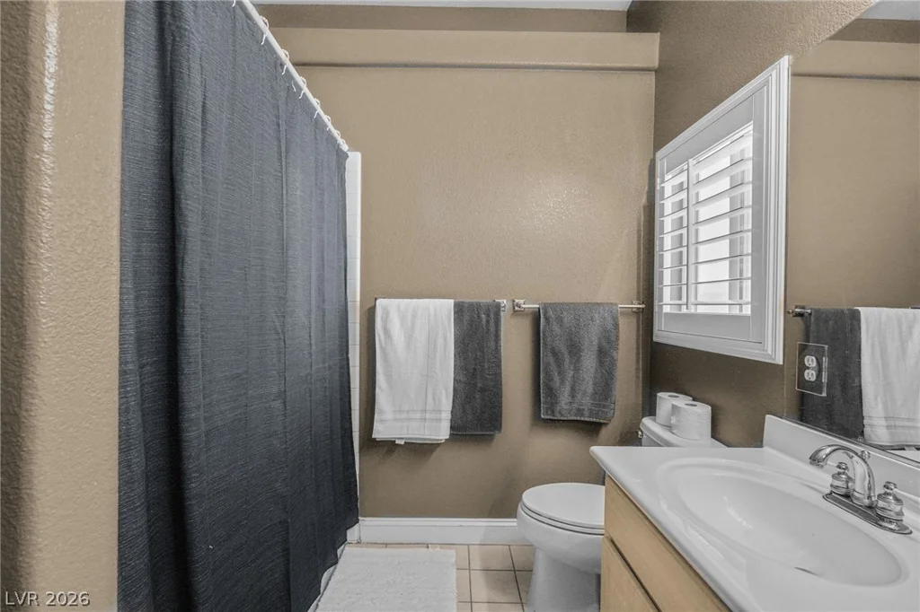 8821 Fall Green, Las Vegas, NV 89129