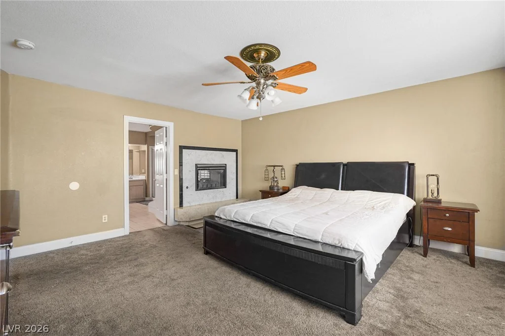 8821 Fall Green, Las Vegas, NV 89129