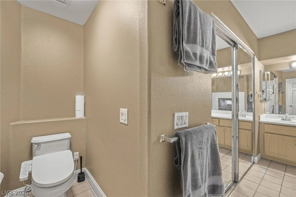 8821 Fall Green, Las Vegas, NV 89129