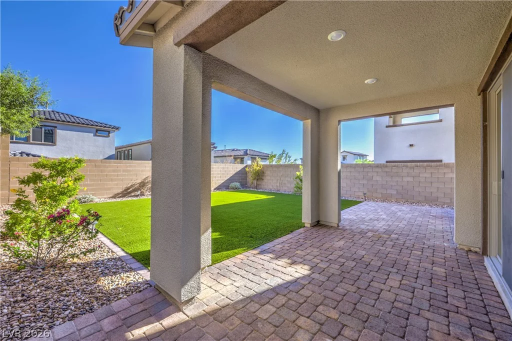 11540 OBSERVATION POINT, Las Vegas, NV 89138
