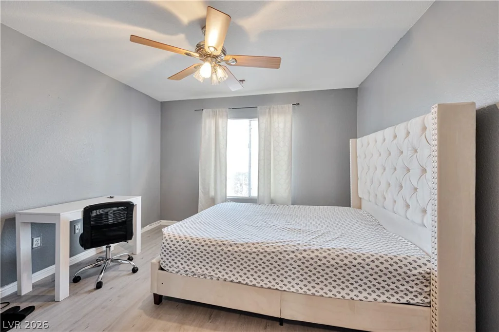 8025 Russell, Las Vegas, NV 89113
