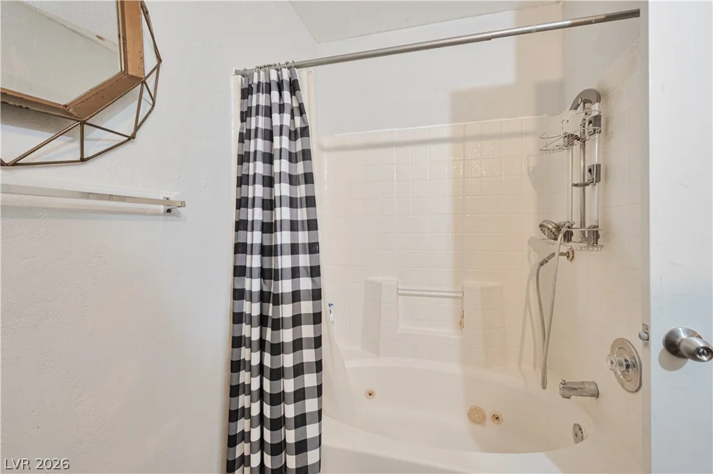 8025 Russell, Las Vegas, NV 89113