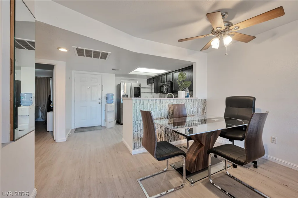 8025 Russell, Las Vegas, NV 89113