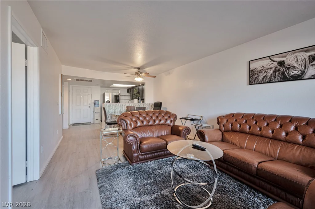 8025 Russell, Las Vegas, NV 89113