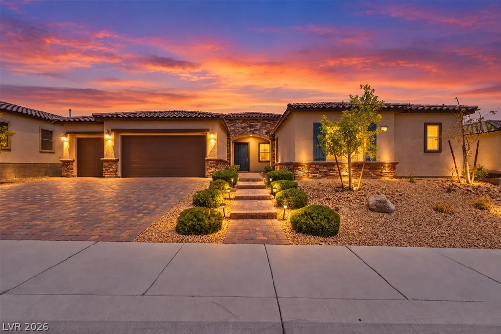 10100 Cambridge Brook, Las Vegas, NV 89149