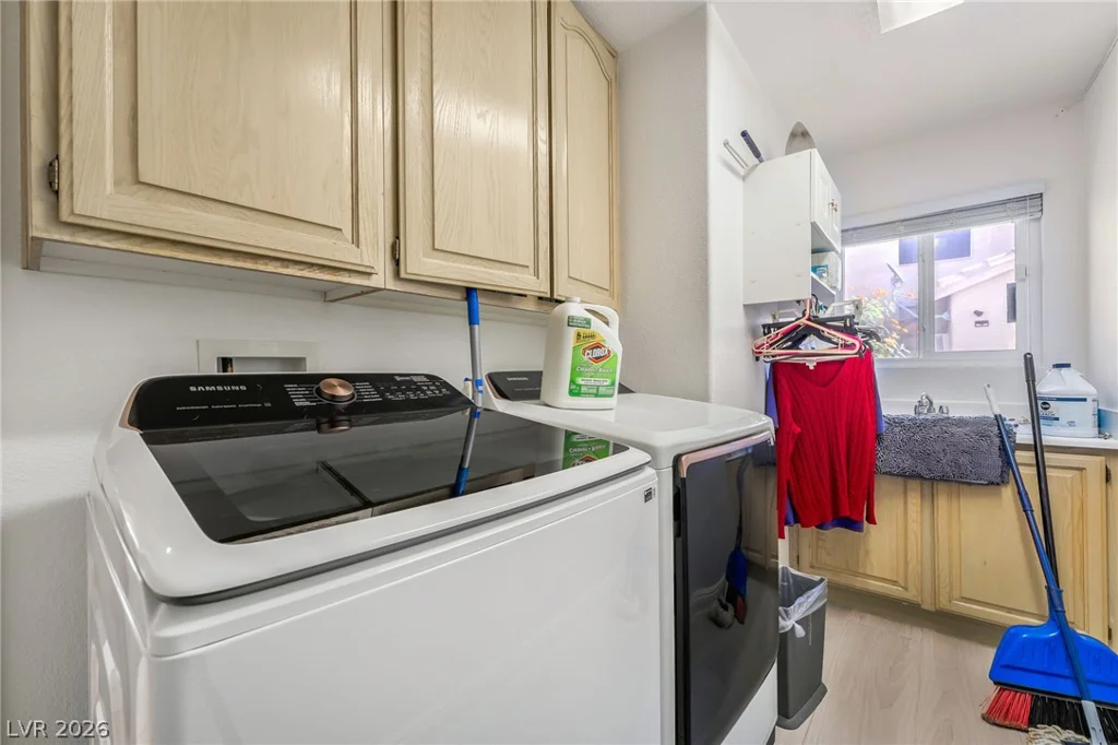 125 Heather, Henderson, NV 89002