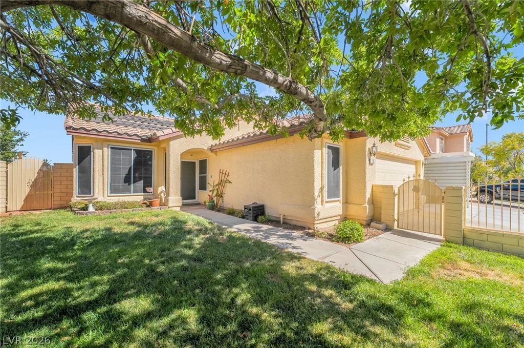 125 Heather, Henderson, NV 89002