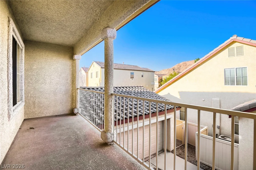 9875 Travis Lake, Las Vegas, NV 89148