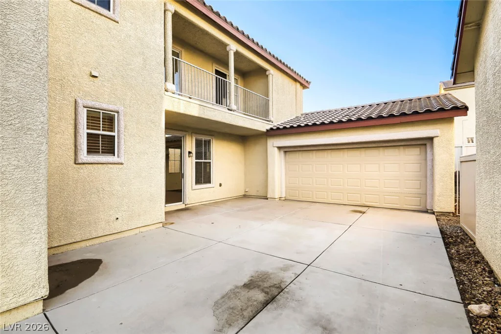 9875 Travis Lake, Las Vegas, NV 89148