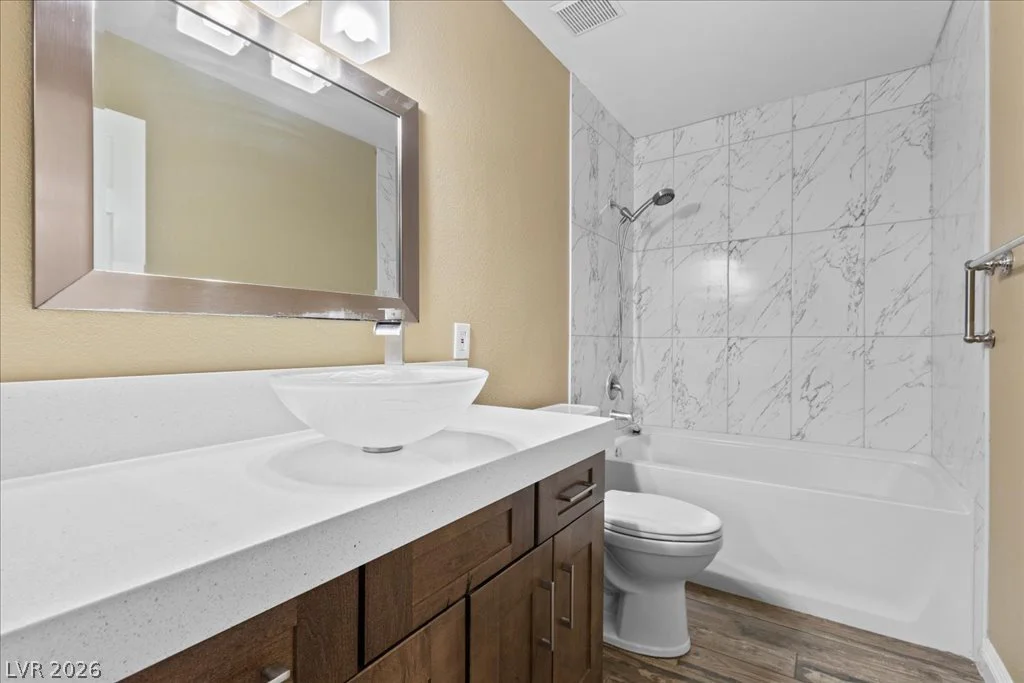 7650 Cowboy, Las Vegas, NV 89131