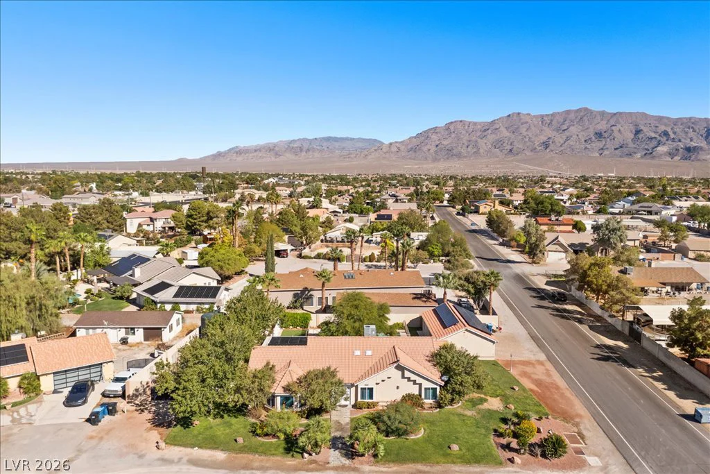 7650 Cowboy, Las Vegas, NV 89131
