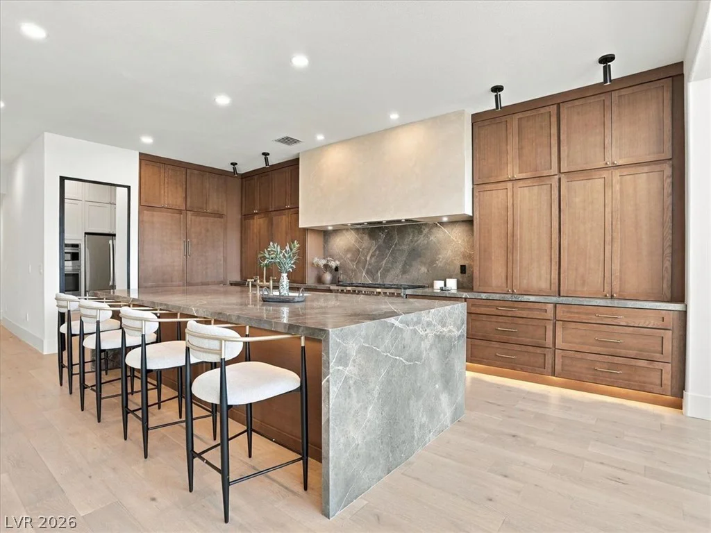 1967 Cherry Creek, Las Vegas, NV 89135