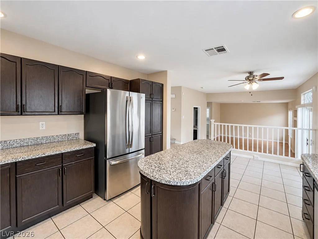 7971 Constantinople, Las Vegas, NV 89129