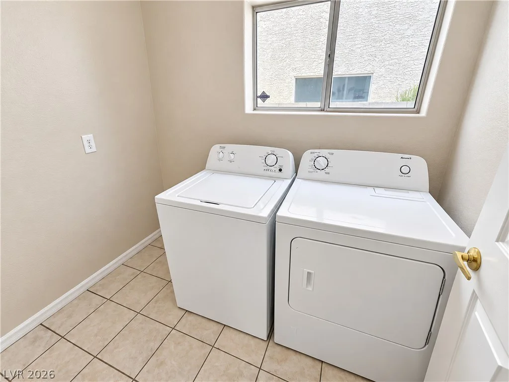 7971 Constantinople, Las Vegas, NV 89129