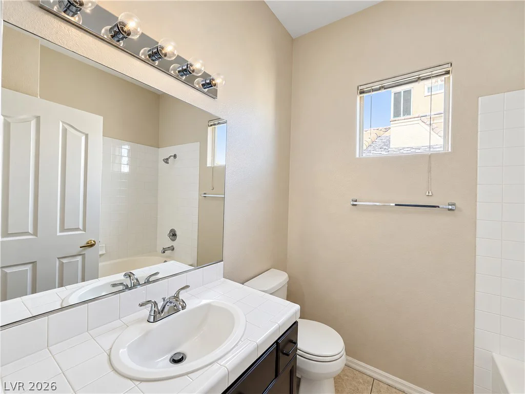 7971 Constantinople, Las Vegas, NV 89129
