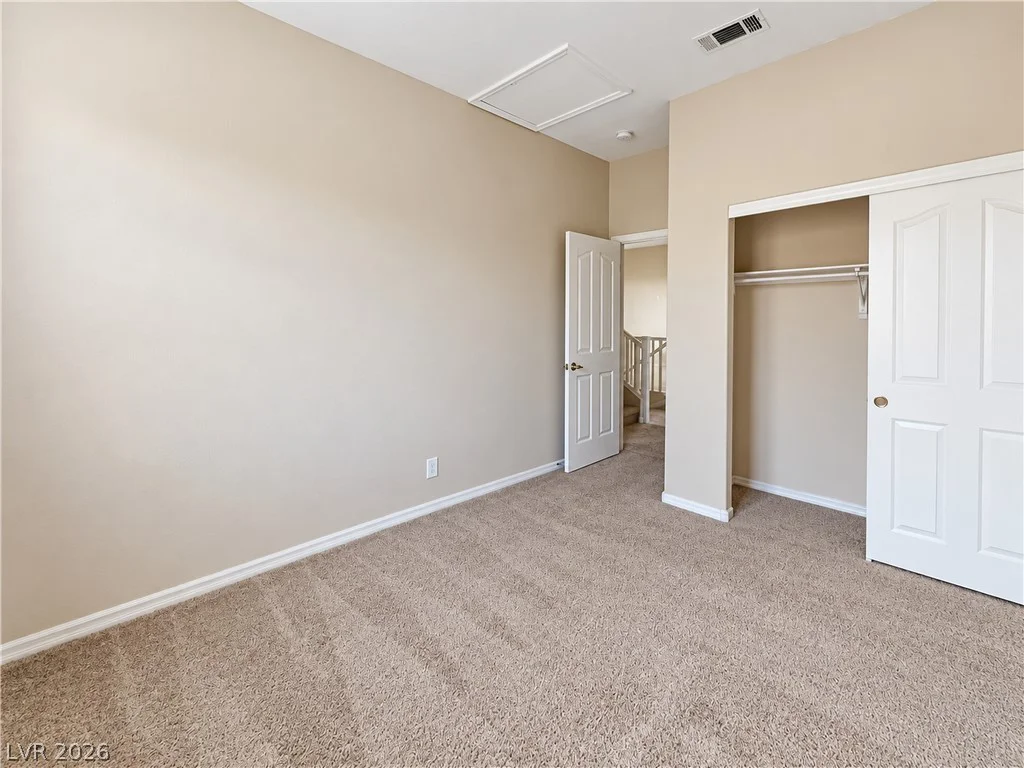 7971 Constantinople, Las Vegas, NV 89129