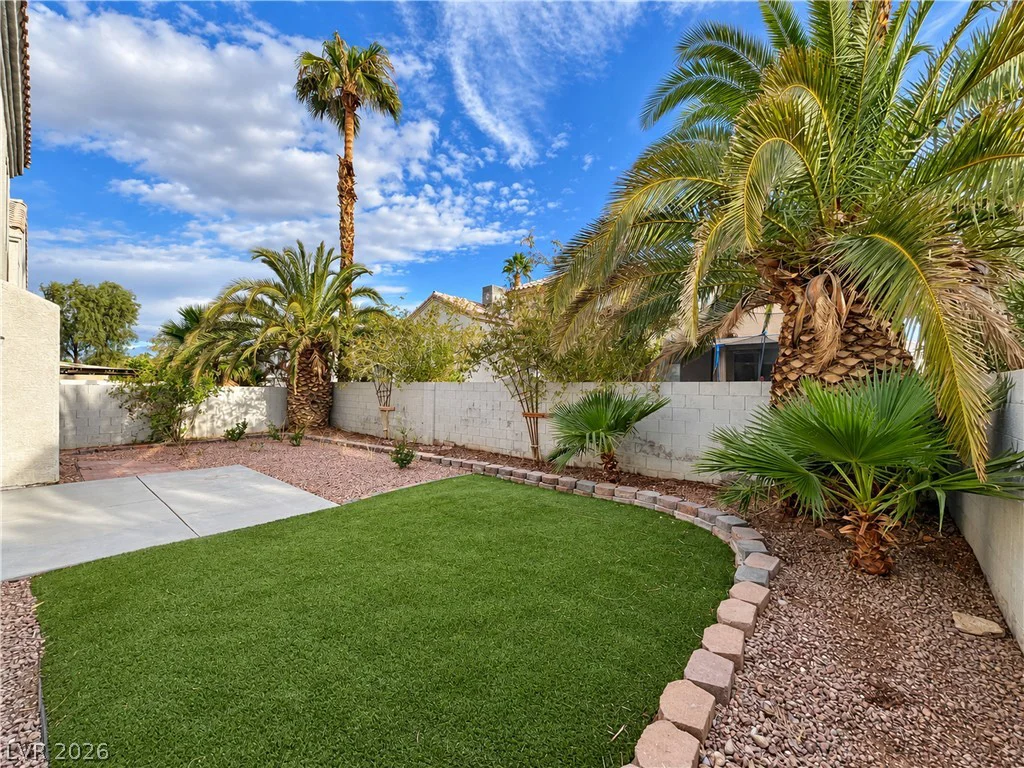 7971 Constantinople, Las Vegas, NV 89129