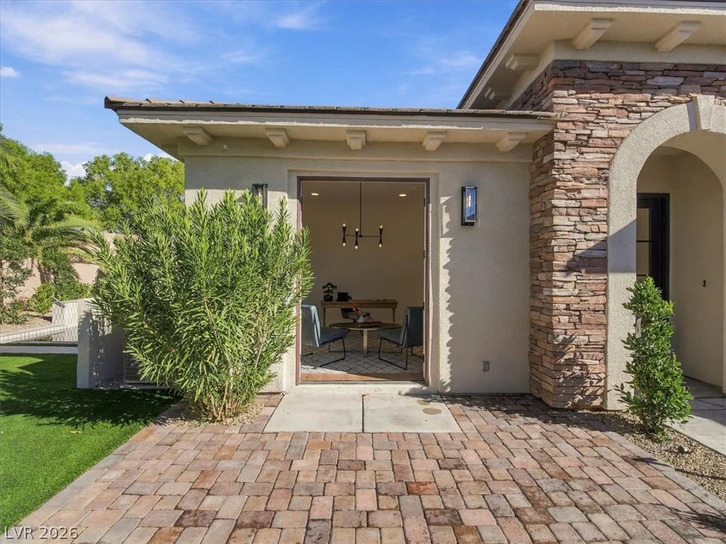10860 Sterling Forest, Las Vegas, NV 89135